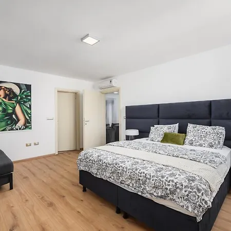 Val Mare Apartment Novigrad  Exterior photo